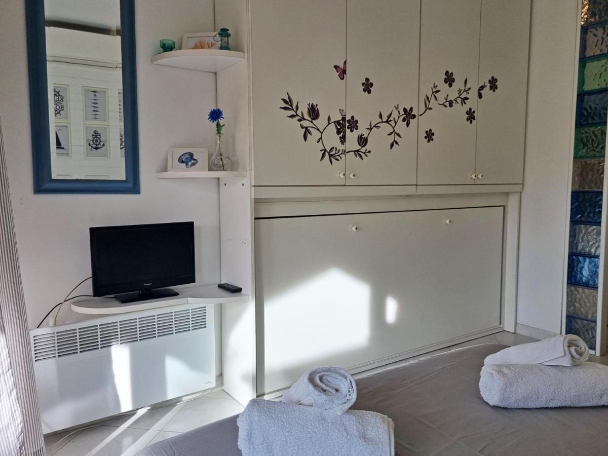 Blue Terrace Apartment - Marina Baie Des Anges Villeneuve-Loubet Exteriör bild